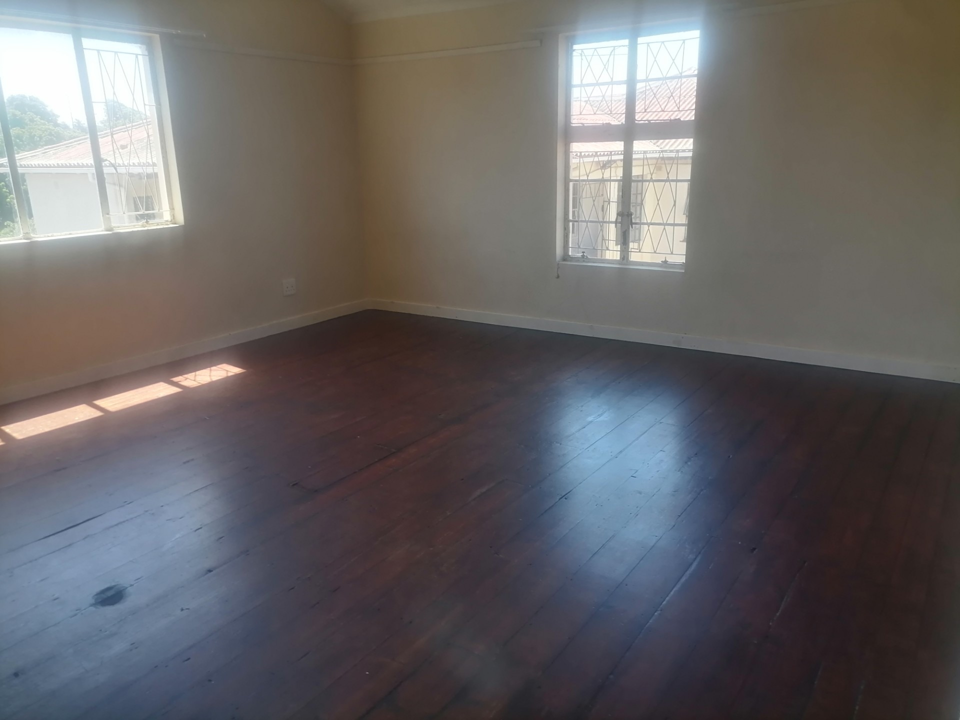 1 Bedroom Property for Sale in Quigney Eastern Cape